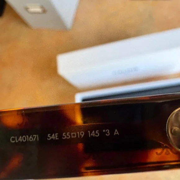 Celine Tortoise Shell Triomphe Sunglasses - Picture 4 of 5